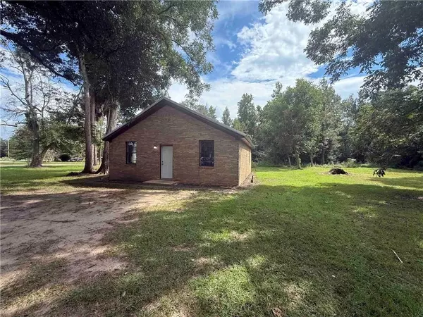 Bay Minette, AL 36507,17440 Old Brady RD