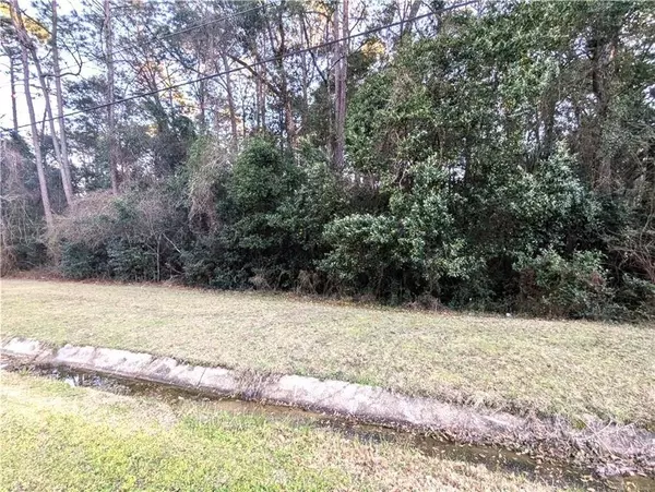 Mobile, AL 36618,0 Laverne DR