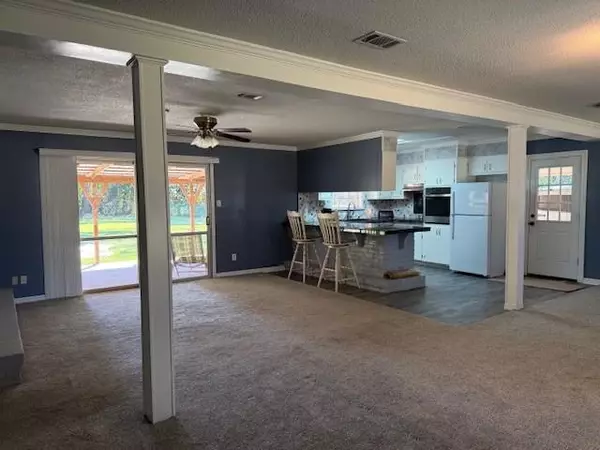 Mobile, AL 36619,4087 Canal CIR E