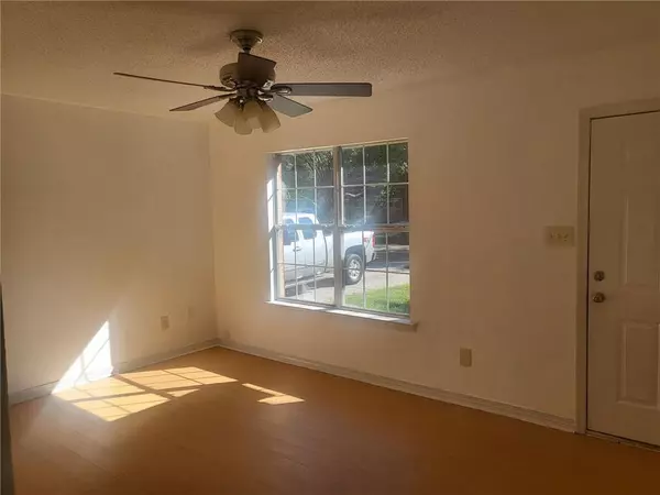 Mobile, AL 36605,4014 Tulsa DR