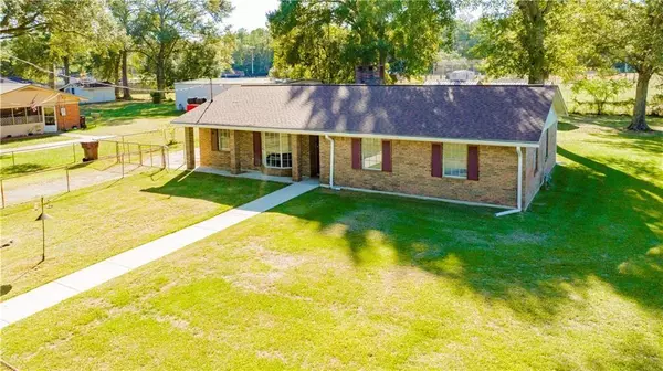 5859 Northgate DR W, Satsuma, AL 36572