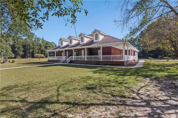 Semmes, AL 36575,4300 Renee RD E