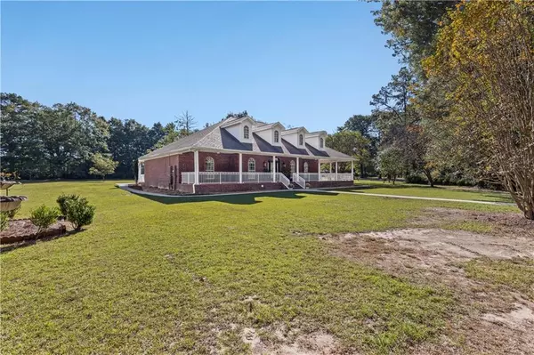Semmes, AL 36575,4300 Renee RD E