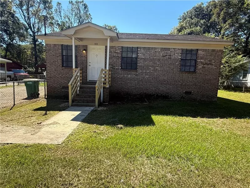 303 Ruben AVE, Saraland, AL 36571