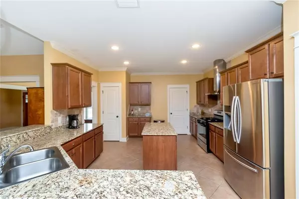 Mobile, AL 36619,3803 Pierson DR W