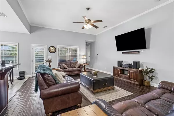 Mobile, AL 36695,3186 Essex Place DR