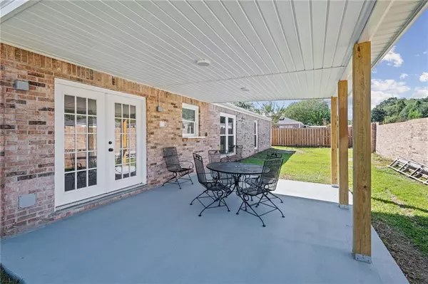 Mobile, AL 36608,20 Hedgestone CT