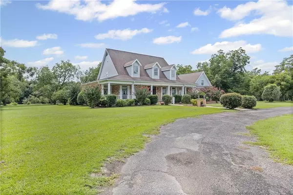 Grand Bay, AL 36541,13415 Roy Miller RD