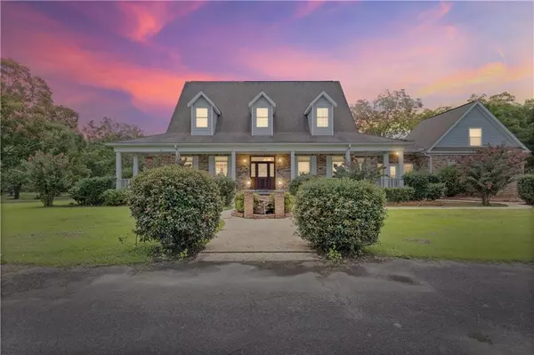 13415 Roy Miller RD, Grand Bay, AL 36541