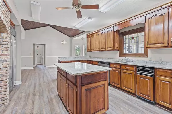 Grand Bay, AL 36541,13415 Roy Miller RD