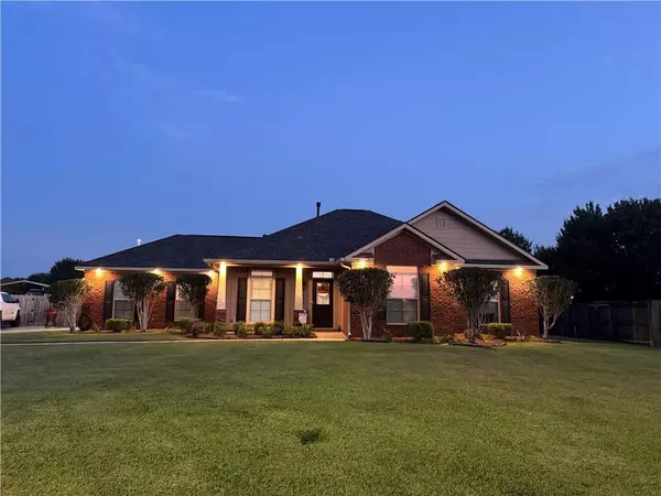 5561 Hannah CT, Theodore, AL 36582