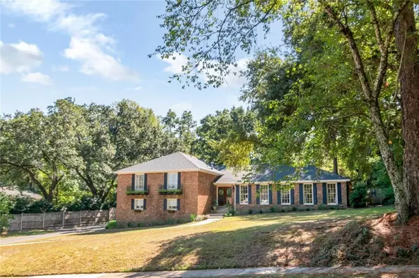5911 Shenandoah DR, Mobile, AL 36608