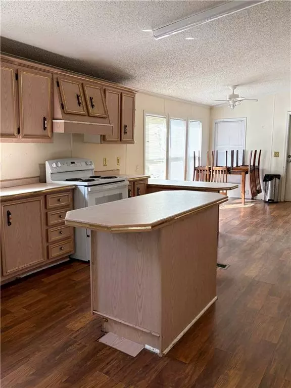 Grand Bay, AL 36541,12050 Rolling Meadows LN