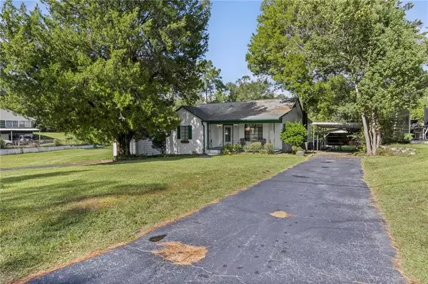 Chickasaw, AL 36611,214 Sutherland DR