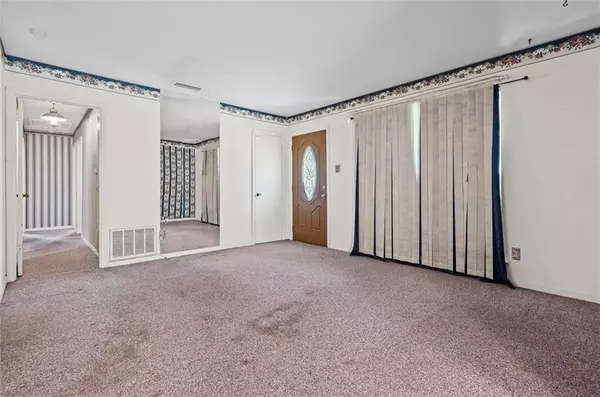 Grand Bay, AL 36541,10628 Oak AVE