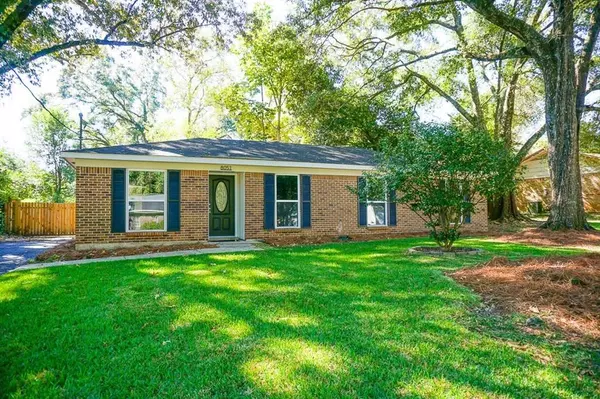 8051 Bonanza DR, Mobile, AL 36695