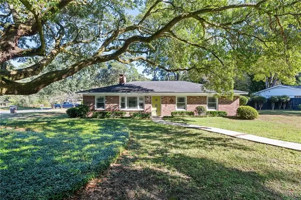 100 Cosgrove DR, Mobile, AL 36608