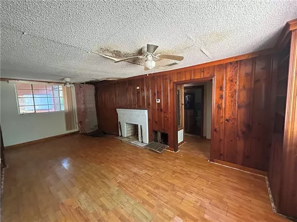 Mobile, AL 36610,401 Highland AVE W