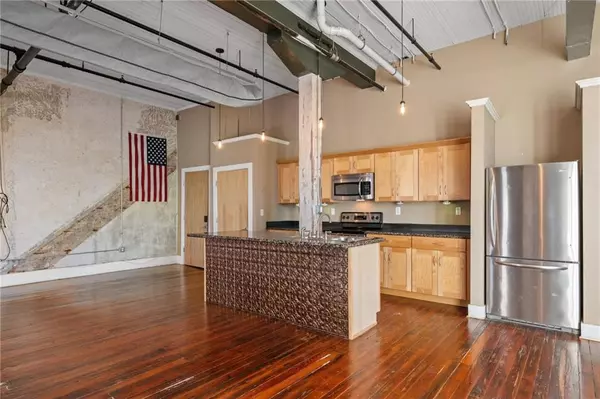 Mobile, AL 36602,412 Dauphin ST #D