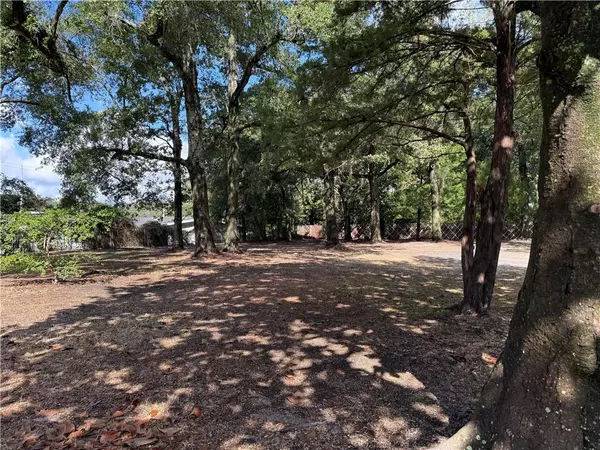 Mobile, AL 36605,2450 Odette AVE