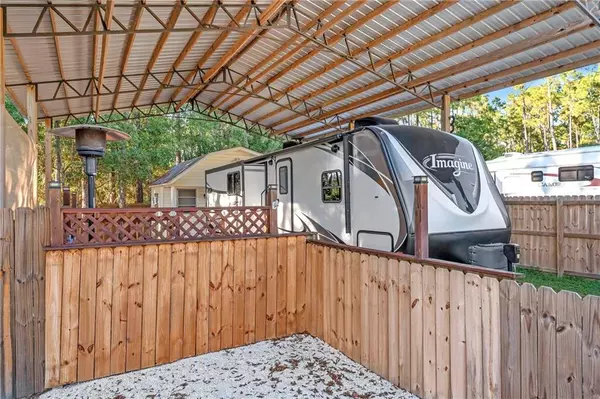 Lillian, AL 36549,182 Defuniak LOOP