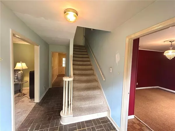 Mobile, AL 36608,868 Nassau DR