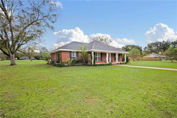 Grand Bay, AL 36541,7975 Revolutionary RD