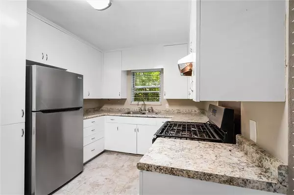 Mobile, AL 36606,321 Thornhill CIR