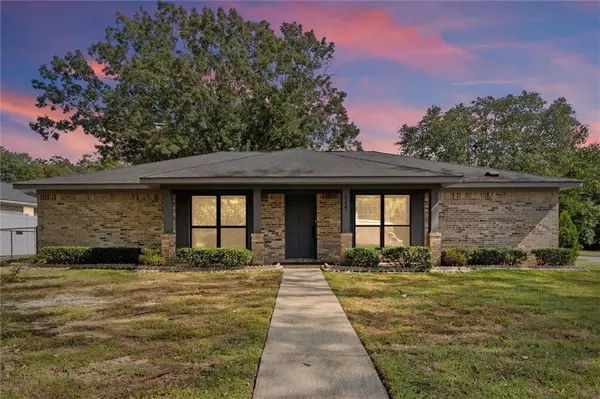 Mobile, AL 36693,5327 Longridge DR