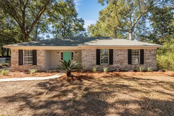 1370 Essex CT, Mobile, AL 36695