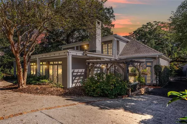 Mobile, AL 36608,259 Dilston LN