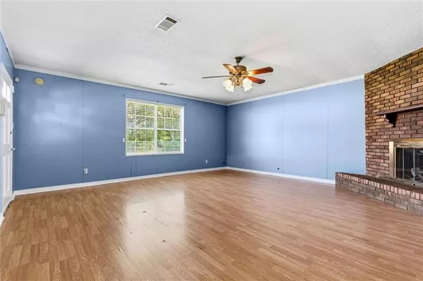 Irvington, AL 36544,9750 Hodge Nursery RD