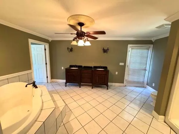 Jackson, AL 36545,103 Barberry PL