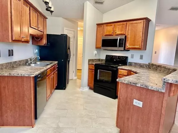 Mobile, AL 36695,2960 Plantation DR W