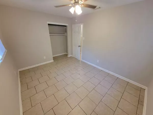 Mobile, AL 36609,4118 Seabreeze RD N