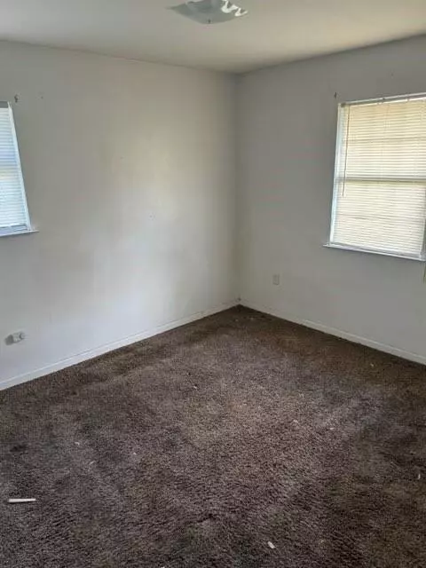 Chickasaw, AL 36611,214 3rd AVE