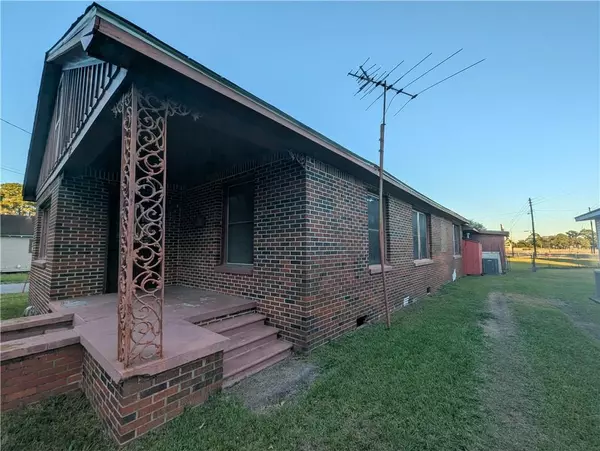 Mobile, AL 36604,551 Tisdale ST