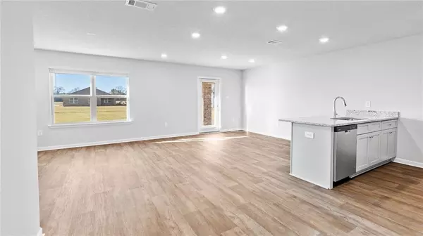 Mobile, AL 36695,10490 Hopewell LOOP