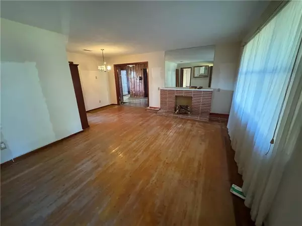 Mobile, AL 36608,3805 Austill LN