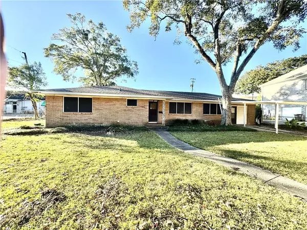 3805 Austill LN, Mobile, AL 36608