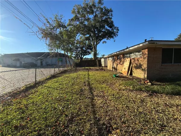 Mobile, AL 36608,3805 Austill LN