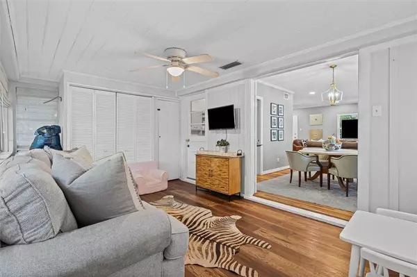 Mobile, AL 36607,2103 Upham PL