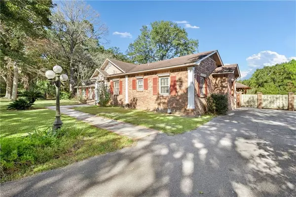 Theodore, AL 36582,7140 Old Pascagoula RD