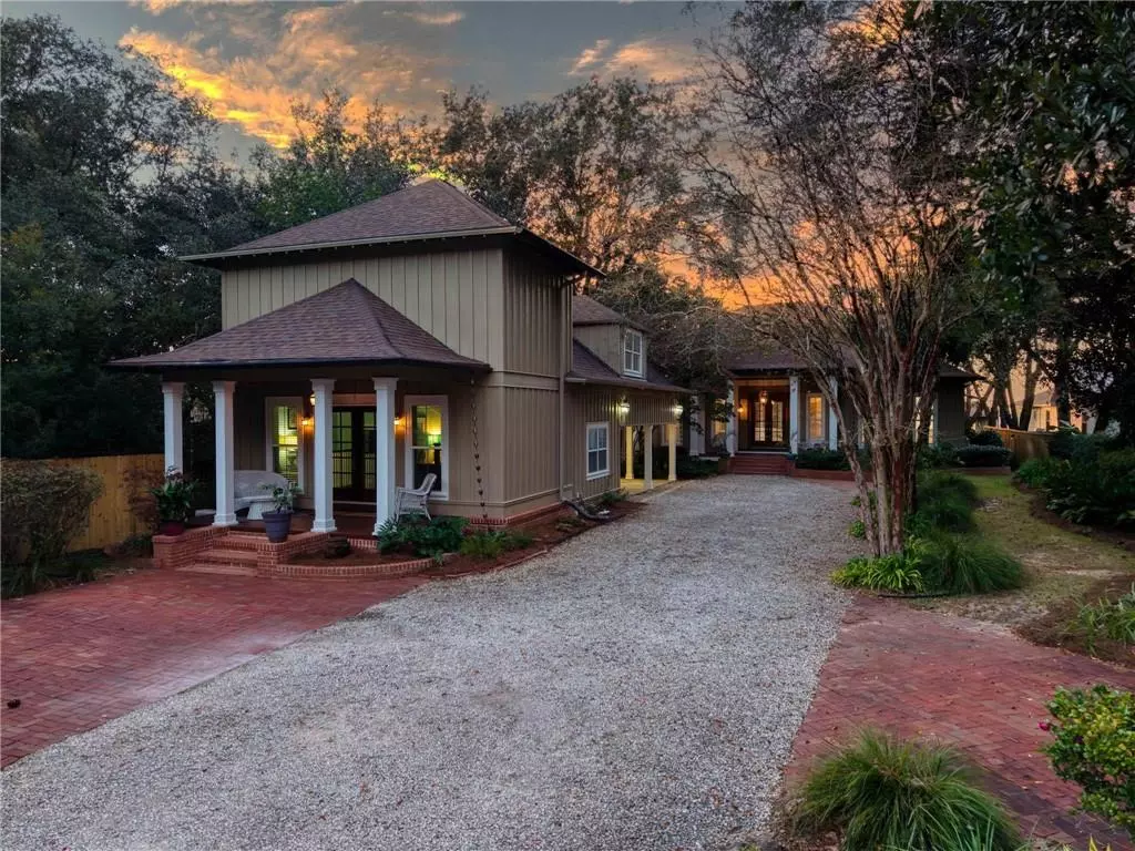 Fairhope, AL 36532,14629 Scenic Highway 98