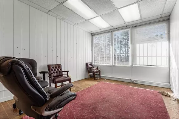 Mobile, AL 36606,1916 Duval ST