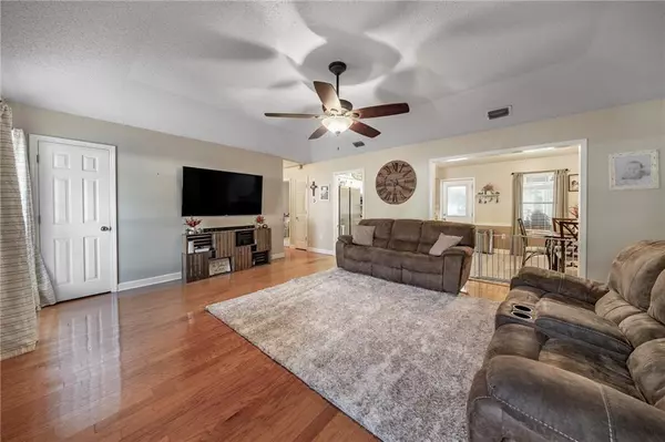 Eight Mile, AL 36613,6745 William WAY E