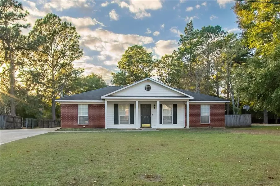 6745 William WAY E, Eight Mile, AL 36613