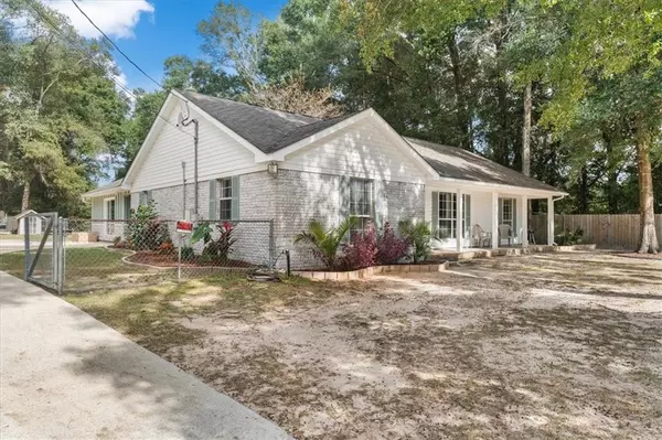 Mobile, AL 36618,6970 Laverne DR S