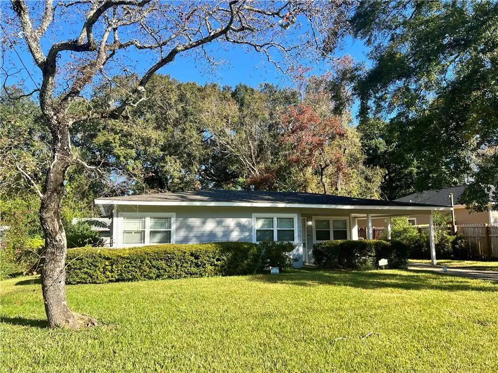 Mobile, AL 36609,4156 Palmdale DR