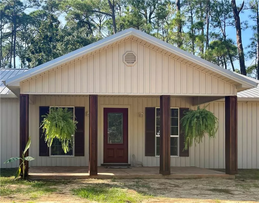 Dauphin Island, AL 36528,500 Fort Tombecbe PL